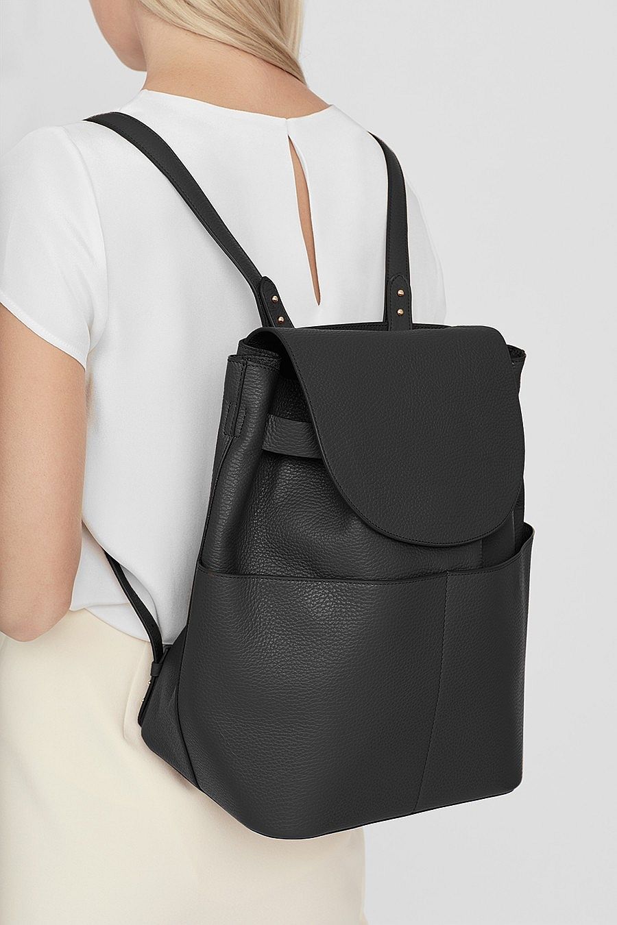 cuyana large leather backpack