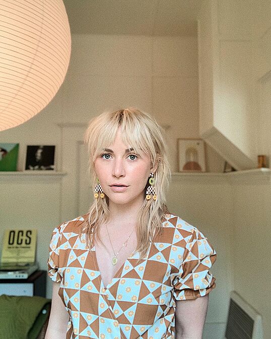 Tara Johnson (itstarasgroovyworld) Watch on The Lobby